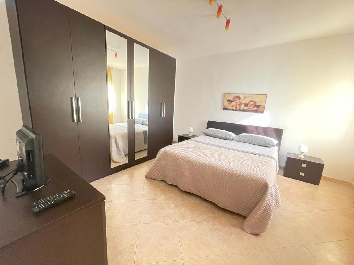 Loft 46 Apartment Brindisi Bagian luar foto